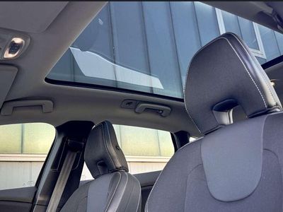 Gebraucht Volvo V40 150 PS (110 kW) 2015 Schwarz Limousine