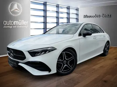 Gebraucht Mercedes A180 AMG 136 PS (100 kW) 2025 Weiß Limousine