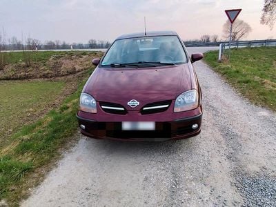 Gebraucht Nissan Almera Tino 114 PS (83 kW) 2003 Rot Van / Kleinbus