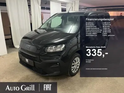 Neu Fiat Doblò 131 PS (96 kW) 2026 Schwarz Van / Kleinbus