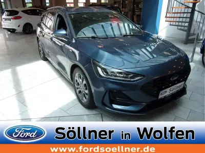 Gebraucht Ford Focus ST-Line X 125 PS (91 kW) 2024 Blau Limousine