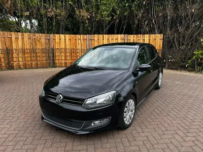 Gebraucht VW Polo Life 105 PS (77 kW) 2013 Schwarz Kleinwagen