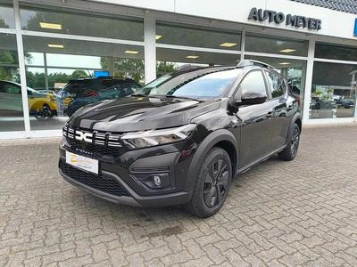 Blau Gebraucht 2024 Dacia Sandero Stepway Kleinwagen | 18.990 € (Fairer Preis)