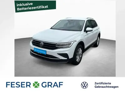 Używany VW Tiguan Active 245 KM (180 kW) 2022 Biały SUV