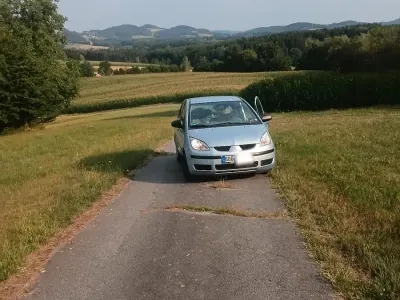 Gebraucht Mitsubishi Colt 75 PS (55 kW) 2005 Blau Kleinwagen