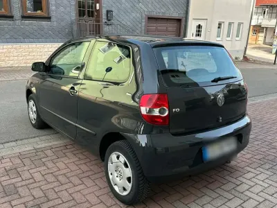 Używany VW Fox 52 KM (38 kW) 2006 Szary Hatchback