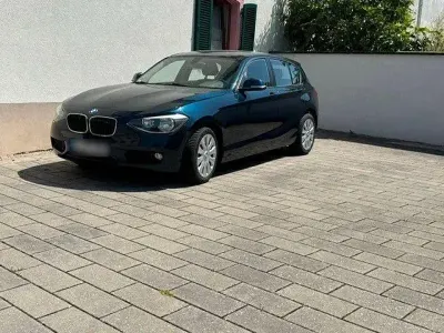 Gebraucht BMW 114 102 PS (75 kW) 2014 Grün Kleinwagen