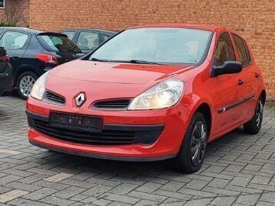 gebraucht Renault Clio Authentique 1.2 16V Eco2 55kW Authentique