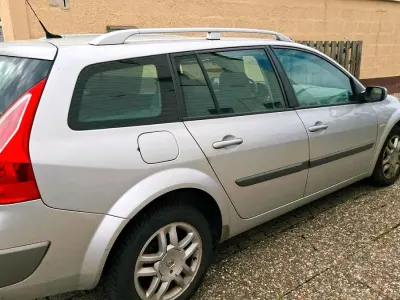 Gebraucht Renault Mégane GrandTour 130 PS (95 kW) 2009 Silber Kombi