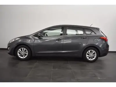 Gebraucht Hyundai i30 Trend 135 PS (99 kW) 2015 Grau Kombi