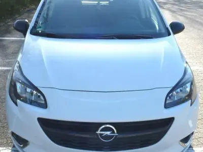 Używany Opel Corsa Color Edition 101 KM (74 kW) 2017 Biały Hatchback