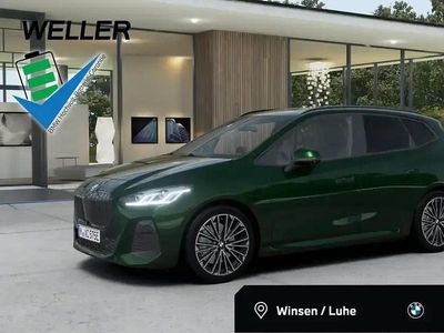 Novo BMW 230 Performance 326 HP (239 kW) 2026 Verde Sedan