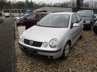 Gebraucht VW Polo Comfortline 64 PS (47 kW) 2004 Silber Kleinwagen