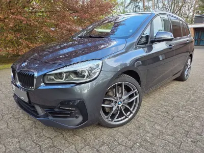 Gebraucht BMW 220 Gran Tourer Sport Line 190 PS (139 kW) 2021 Grau Van / Kleinbus