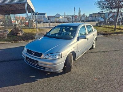 Gebraucht Opel Astra Classic Edition 84 PS (61 kW) 2000 Silber Limousine