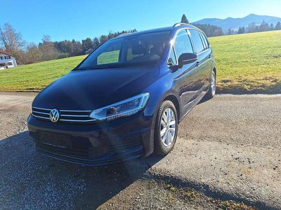 Atlantic blue metallic Gebraucht 2017 VW Touran Comfortline Van / Kleinbus | 16.990 € (Fairer Preis)