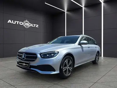 Gebraucht Mercedes E220 Avantgarde 200 PS (147 kW) 2022 Silber Limousine