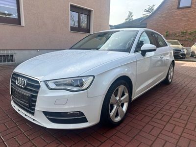 gebraucht Audi A3 2.0 TDi ambition AUT+NAVI+XENON+SITZH+PDC