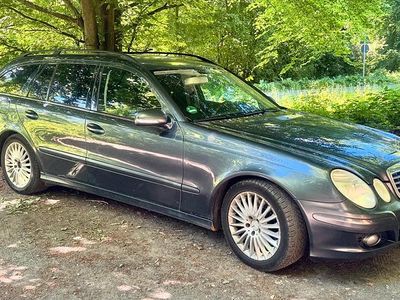 Mercedes E220