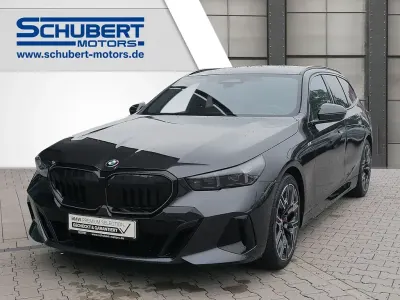 Gebraucht BMW 540 M Sport 286 PS (210 kW) 2025 Grau Kombi