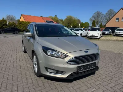 Używany Ford Focus Titanium 120 KM (88 kW) 2015 Srebrny Kombi
