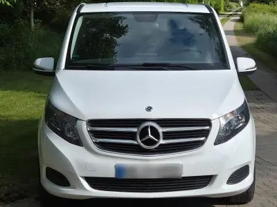 Gebraucht Mercedes V200 136 PS (100 kW) 2018 Weiß Van / Kleinbus