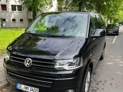 Gebraucht VW Multivan 179 PS (131 kW) 2014 Schwarz Van / Kleinbus