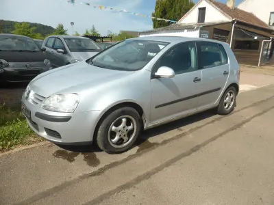 Gebraucht VW Golf IV 100 PS (73 kW) 2004 Silber Limousine