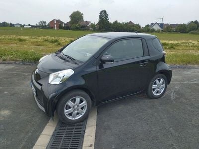Toyota iQ