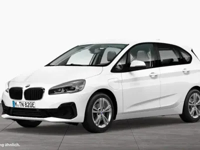 Gebraucht BMW 225 Active Tourer iPerformance 224 PS (164 kW) 2019 Alpinweiß uni Van / Kleinbus