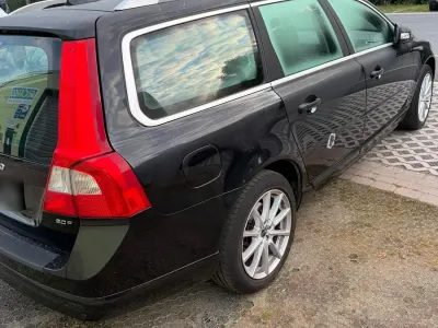 Gebraucht Volvo V70 145 PS (106 kW) 2010 Schwarz Kombi