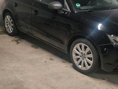 Gebraucht Audi A1 Sportback 86 PS (63 kW) 2013 Schwarz Kleinwagen