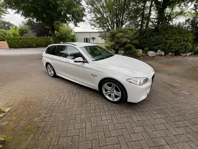 Gebraucht BMW 530 258 PS (189 kW) 2015 Weiß Kombi