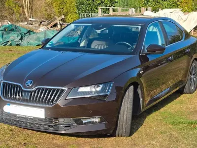 Gebraucht Skoda Superb LAURIN & KLEMENT 190 PS (139 kW) 2016 Braun Limousine