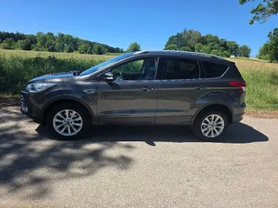 Gebraucht Ford Kuga Titanium 150 PS (110 kW) 2015 Beige SUV