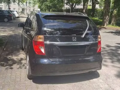 Gebraucht Honda FR-V Executive 150 PS (110 kW) 2005 Schwarz Van / Kleinbus