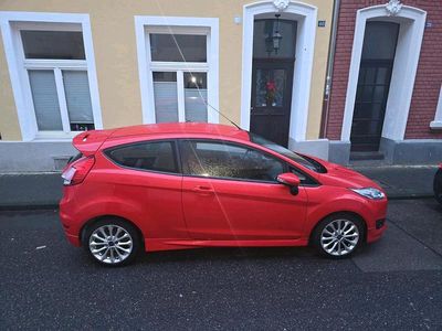 Gebraucht Ford Fiesta Sport 125 PS (91 kW) 2013 Rot Kleinwagen