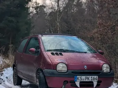 Używany Renault Twingo R.S. 58 KM (42 kW) 2001 Czerwony Hatchback