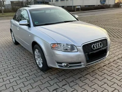 Gebraucht Audi A4 131 PS (96 kW) 2005 Silber Limousine