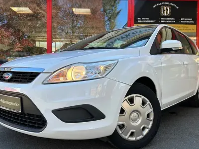 Brugt Ford Focus Style 101 HK (74 kW) 2009 Hvid Sedan