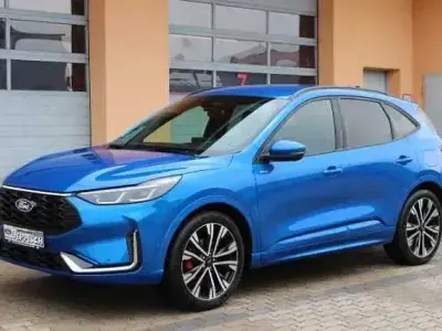 Używany Ford Kuga ST-Line X 186 KM (136 kW) 2024 Niebieski SUV