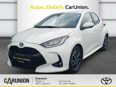 Gebraucht Toyota Yaris Comfort 116 PS (85 kW) 2023 040 schneeweiß Kleinwagen
