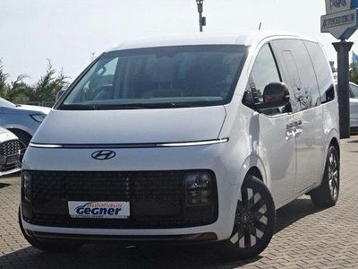 Gebraucht Hyundai Staria Signature 177 PS (130 kW) 2023 Weiß Van / Kleinbus