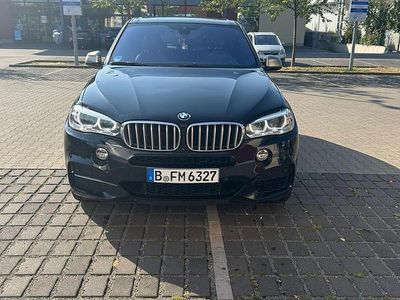 BMW X5 M50