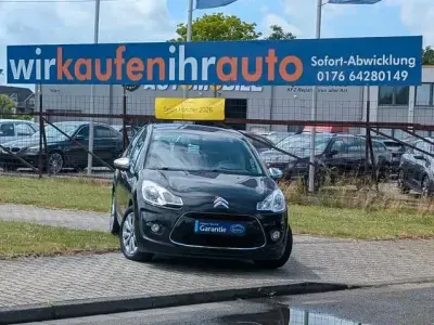 Gebraucht Citroën C3 SELECTION 73 PS (53 kW) 2012 Schwarz Kleinwagen