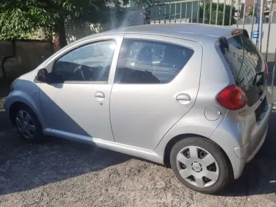 Gebraucht Toyota Aygo Cool 68 PS (50 kW) 2006 Silber Kleinwagen