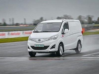 Weiß Gebraucht 2024 BYD ETP3 Van | 25.273 €