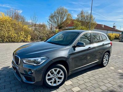 Gebraucht BMW X1 140 PS (102 kW) 2019 Grau SUV