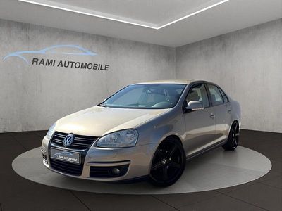 Gebraucht VW Jetta 102 PS (75 kW) 2006 Gold Limousine