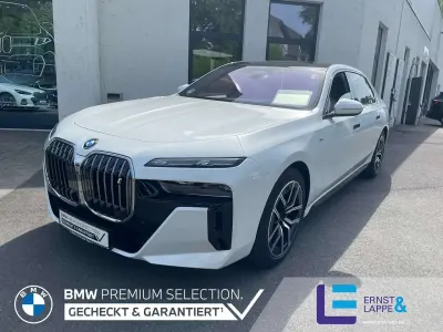 Gebraucht BMW i7 M Sport 334 kW (455 PS) 2025 Mineralweiß Limousine